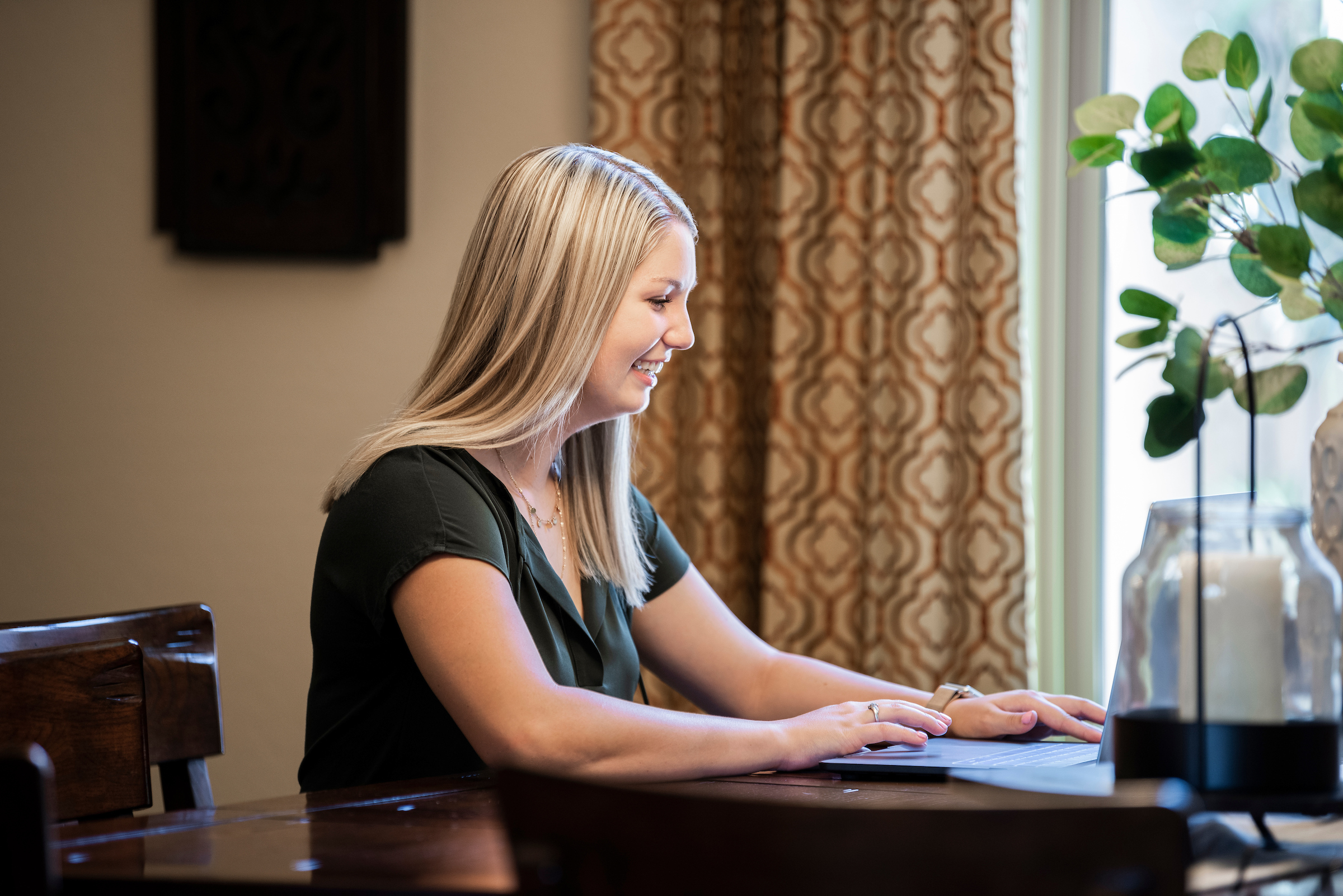 Student learning online.